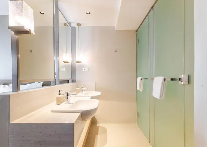 Novotel Executive At Rosalina Acqua Mandaluyong Apartment