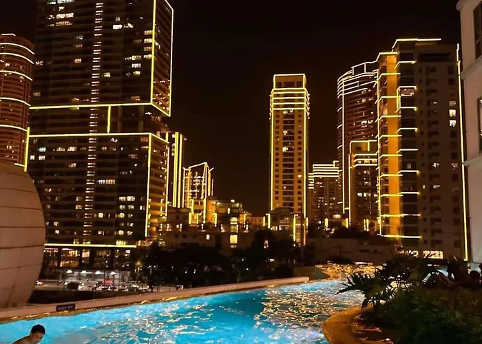 Novotel Executive At Rosalina Acqua Mandaluyong * Manila