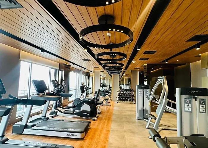 Novotel Executive At Rosalina Acqua Mandaluyong Manila